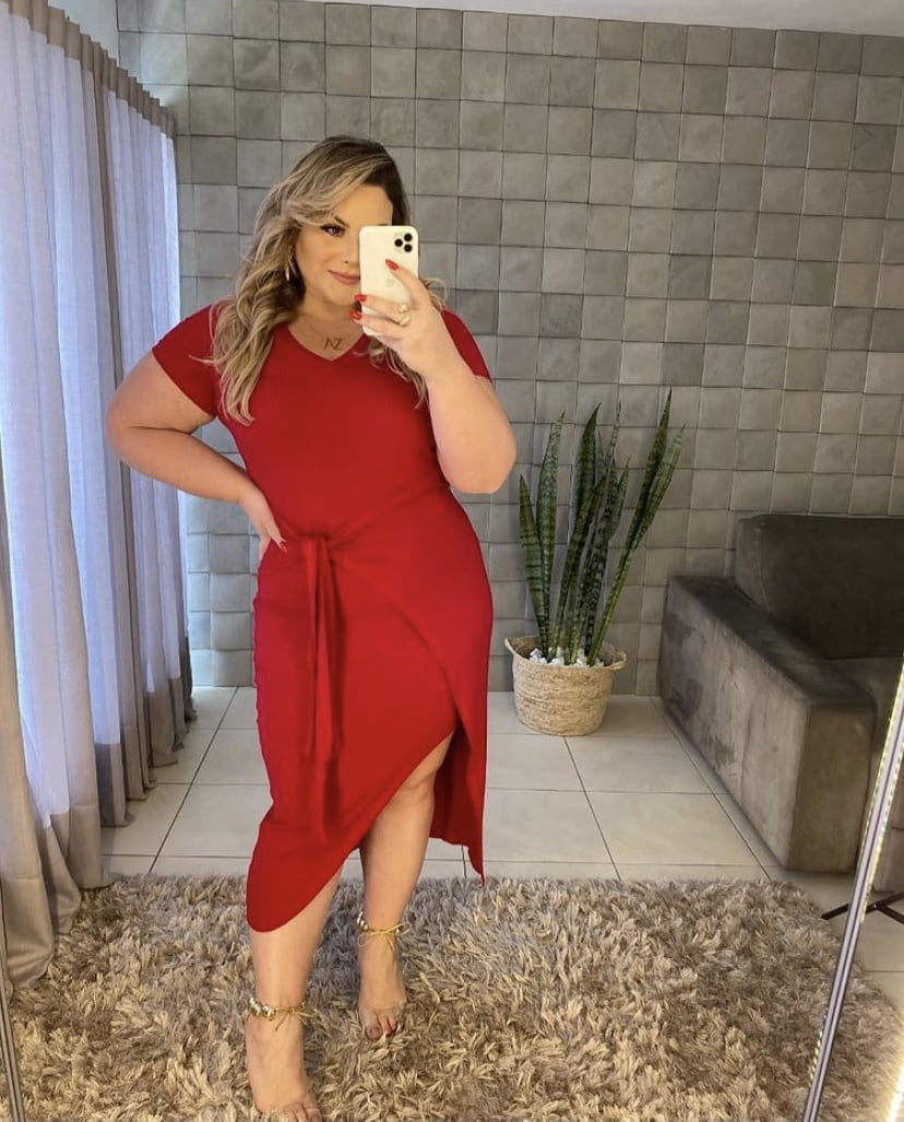 vestido malha canelada plus size